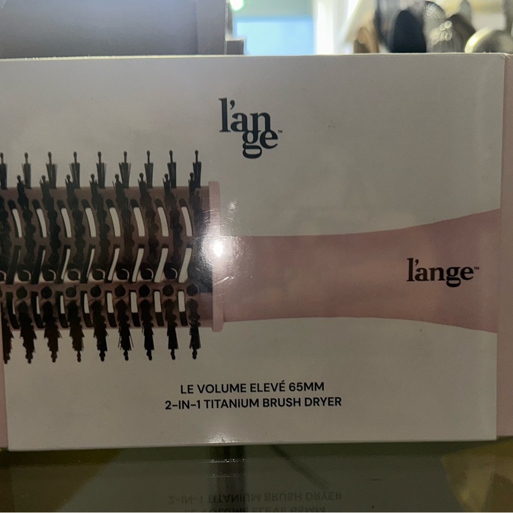Lange Pink 2-in-1 Titanium Brush Dryer